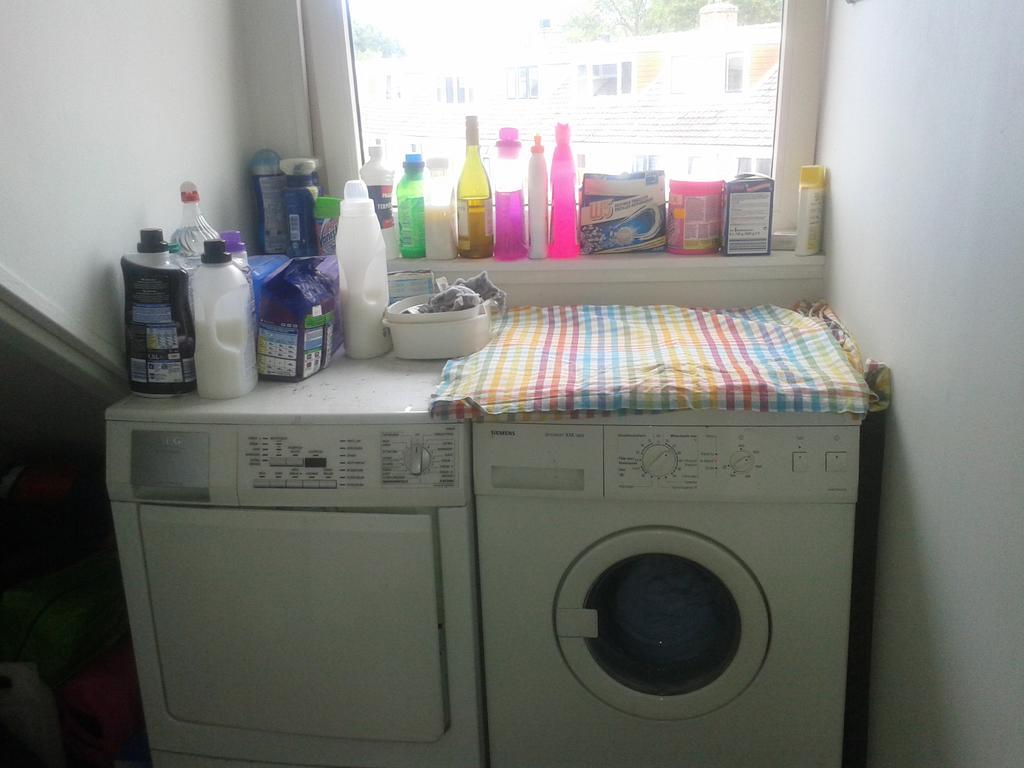 Charming Family Home 代夫特 外观 照片